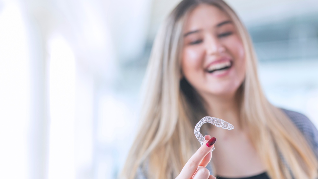 Da li si pravi kandidat za Invisalign folije?